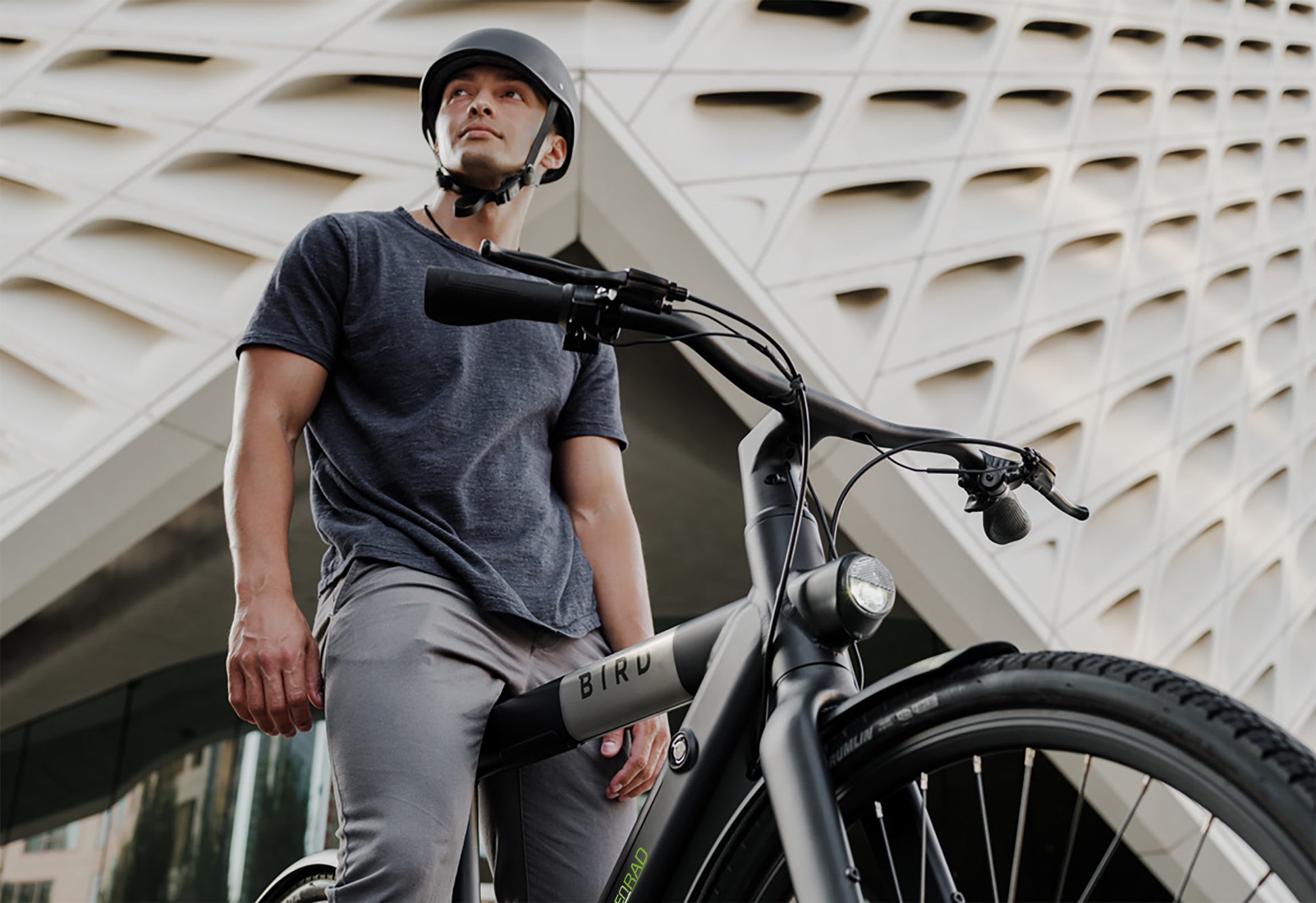 urban city e bike xbird c6m SachsenRAD xBird E-CityBIKE C6M Connect affordable e-bike